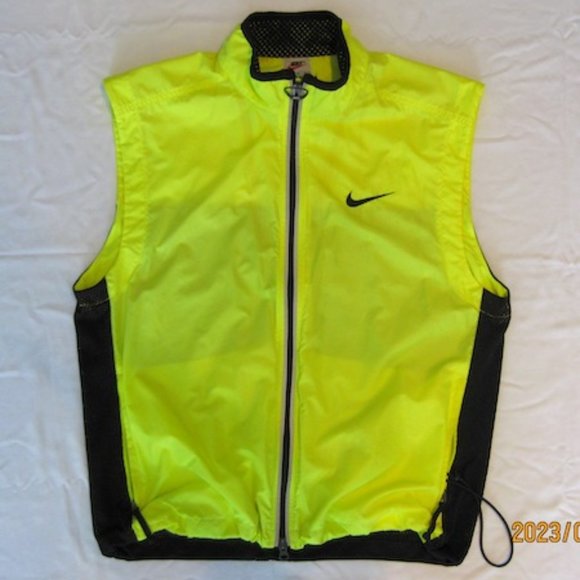 NIKE Running 'Gilet' Vest - M Solar Yellow (Like NEW!!!) 'Unisex' - Picture 1 of 16